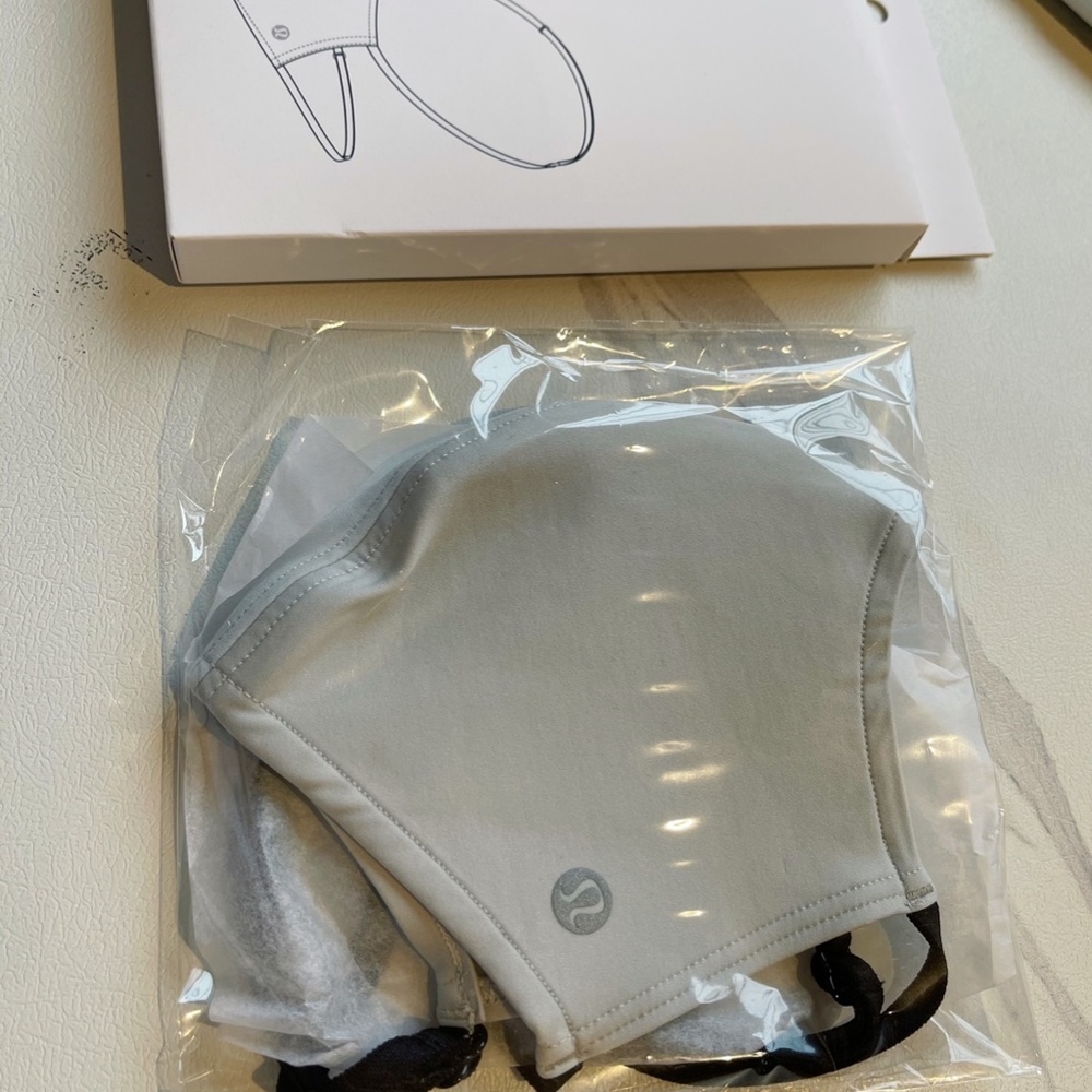 Lululemon Double Strap Face Mask one pack